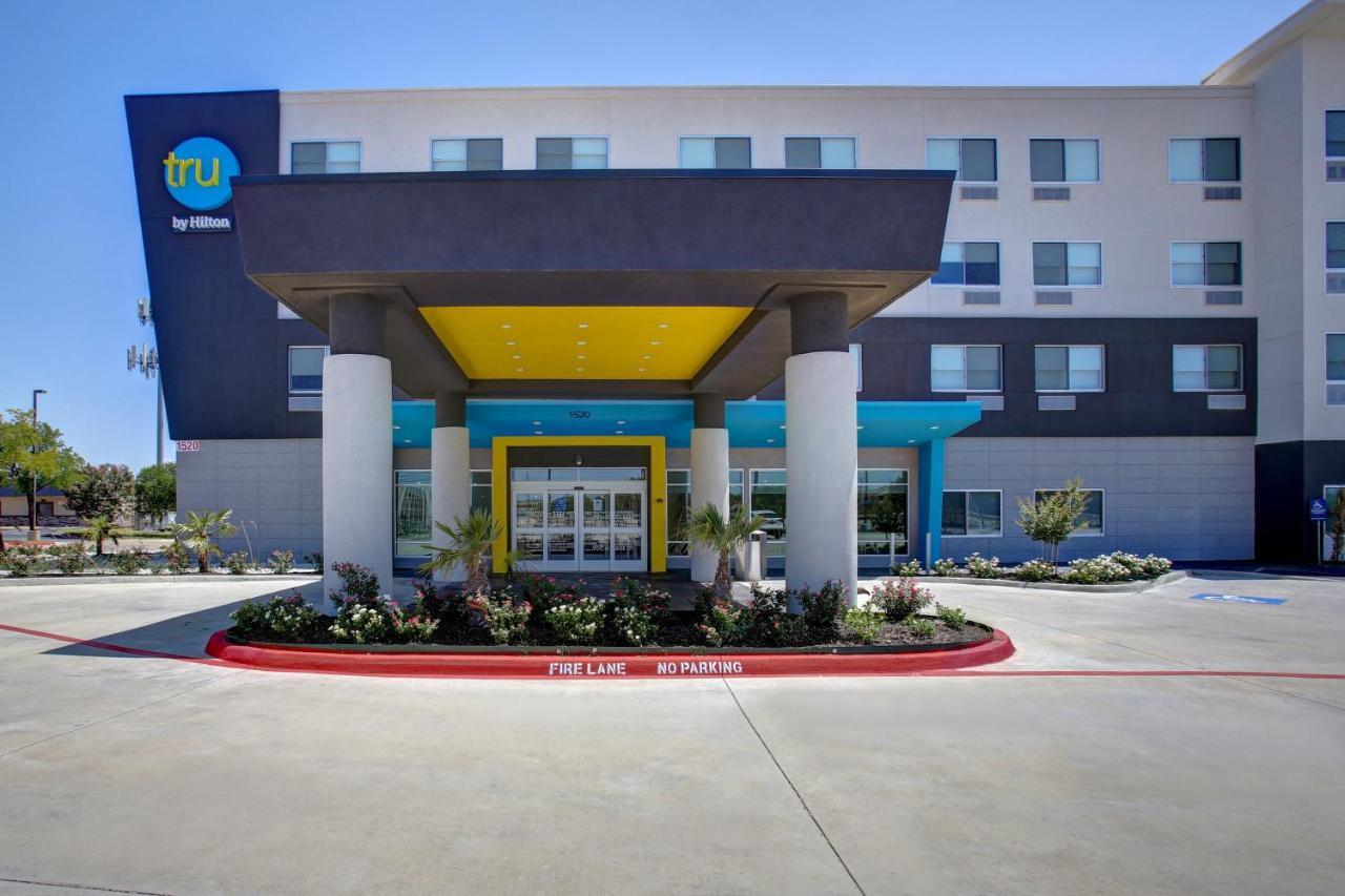 Tru By Hilton Grand Prairie Hotel Bagian luar foto